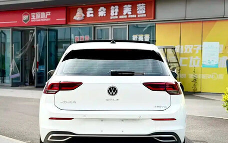 Volkswagen Golf VIII, 2021 год, 1 435 250 рублей, 5 фотография