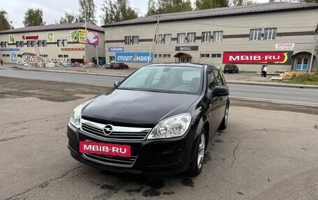 Opel Astra H, 2011 год, 700 000 рублей, 2 фотография