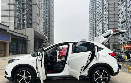Honda Vezel, 2022 год, 1 298 790 рублей, 13 фотография