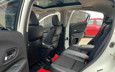 Honda Vezel, 2022 год, 1 298 790 рублей, 14 фотография