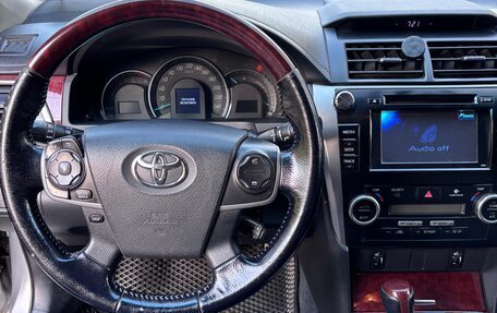 Toyota Camry, 2011 год, 1 290 000 рублей, 12 фотография