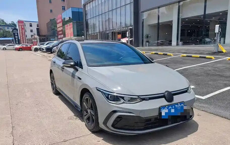 Volkswagen Golf VIII, 2023 год, 1 490 690 рублей, 3 фотография