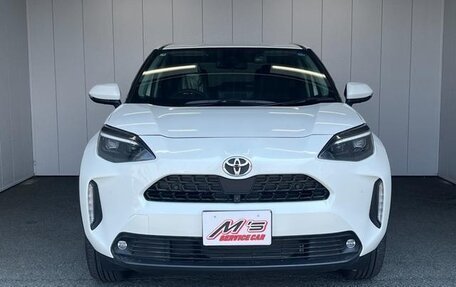 Toyota Yaris Cross, 2022 год, 1 560 000 рублей, 2 фотография