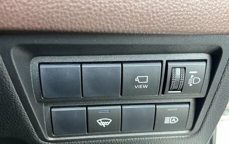 Toyota Yaris Cross, 2022 год, 1 560 000 рублей, 24 фотография