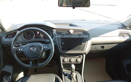 Volkswagen Tiguan II, 2021 год, 32 000 000 рублей, 7 фотография