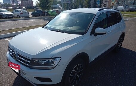 Volkswagen Tiguan II, 2021 год, 32 000 000 рублей, 4 фотография