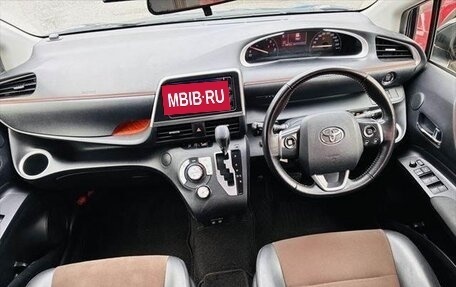 Toyota Sienta II, 2019 год, 1 065 000 рублей, 10 фотография