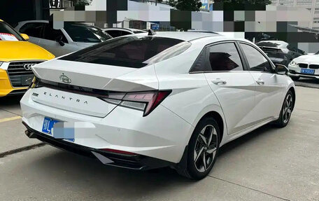 Hyundai Elantra, 2023 год, 1 275 690 рублей, 9 фотография