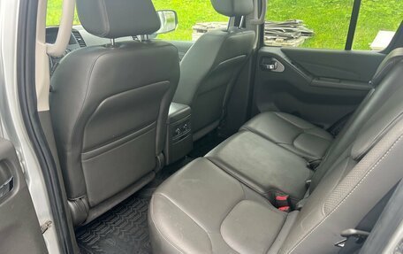 Nissan Pathfinder, 2011 год, 1 490 000 рублей, 15 фотография