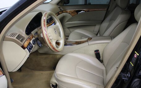 Mercedes-Benz E-Класс, 2008 год, 1 160 000 рублей, 14 фотография