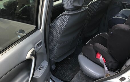Toyota RAV4, 2002 год, 750 000 рублей, 16 фотография