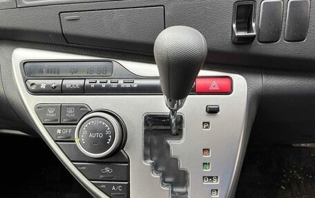 Toyota ISis I, 2013 год, 955 000 рублей, 10 фотография