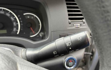 Toyota ISis I, 2013 год, 955 000 рублей, 13 фотография