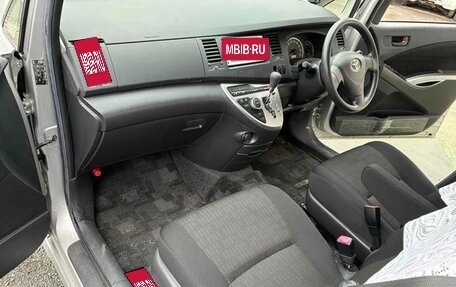 Toyota ISis I, 2013 год, 955 000 рублей, 17 фотография