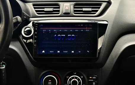 KIA Rio III рестайлинг, 2012 год, 750 000 рублей, 8 фотография