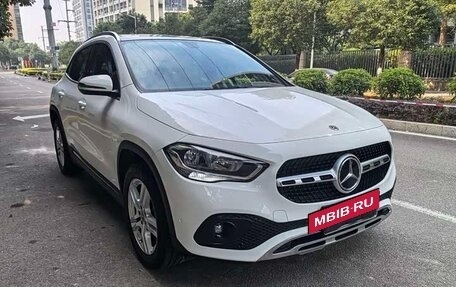Mercedes-Benz GLA, 2022 год, 2 334 000 рублей, 3 фотография