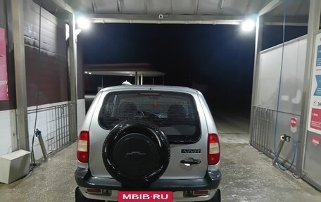 Chevrolet Niva I рестайлинг, 2003 год, 230 000 рублей, 6 фотография