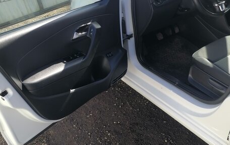 Volkswagen Polo VI (EU Market), 2013 год, 690 000 рублей, 14 фотография