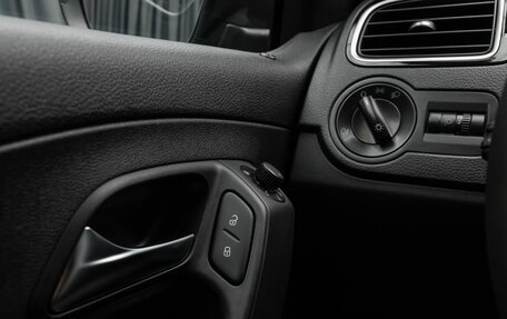 Volkswagen Polo VI (EU Market), 2018 год, 1 199 000 рублей, 20 фотография