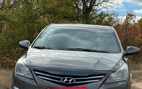 Hyundai Solaris II рестайлинг, 2015 год, 985 000 рублей, 10 фотография