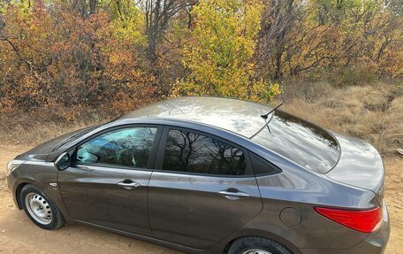 Hyundai Solaris II рестайлинг, 2015 год, 985 000 рублей, 26 фотография