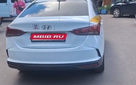 Hyundai Solaris II рестайлинг, 2021 год, 955 555 рублей, 4 фотография