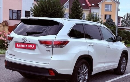 Toyota Highlander III, 2014 год, 3 500 000 рублей, 4 фотография