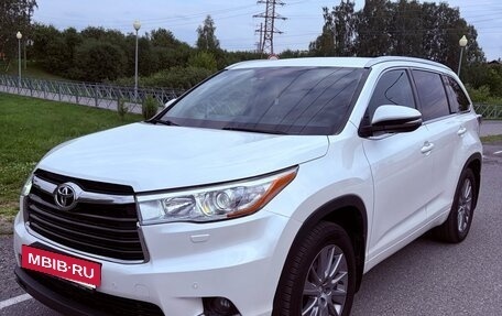 Toyota Highlander III, 2014 год, 3 500 000 рублей, 8 фотография