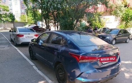 Hyundai Solaris II рестайлинг, 2021 год, 1 300 000 рублей, 4 фотография