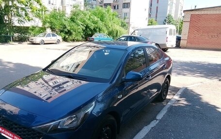 Hyundai Solaris II рестайлинг, 2021 год, 1 300 000 рублей, 5 фотография