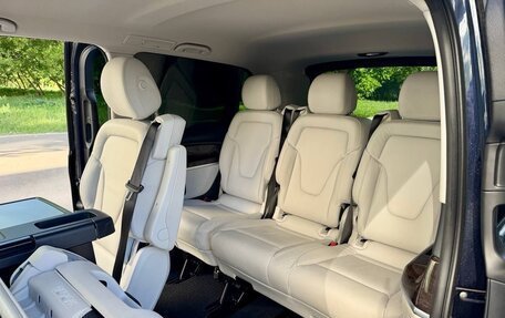 Mercedes-Benz V-Класс, 2015 год, 3 300 000 рублей, 20 фотография