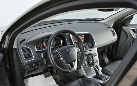 Volvo XC60 II, 2017 год, 2 045 000 рублей, 6 фотография