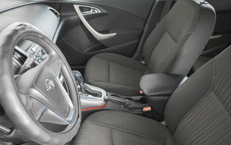 Opel Astra J, 2011 год, 549 000 рублей, 9 фотография