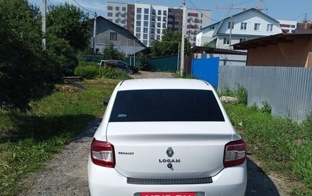 Renault Logan II, 2016 год, 550 000 рублей, 2 фотография