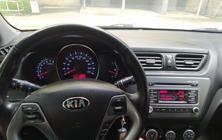 KIA Rio III рестайлинг, 2016 год, 950 000 рублей, 21 фотография