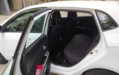KIA Rio III рестайлинг, 2016 год, 950 000 рублей, 17 фотография