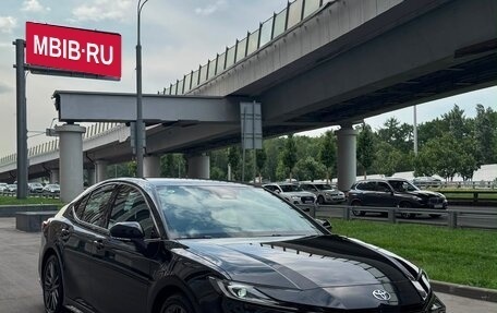 Toyota Camry, 2026 год, 4 050 000 рублей, 2 фотография