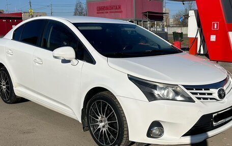 Toyota Avensis III рестайлинг, 2012 год, 1 270 000 рублей, 2 фотография