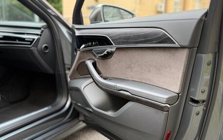 Audi A8, 2019 год, 6 080 000 рублей, 15 фотография
