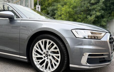 Audi A8, 2019 год, 6 080 000 рублей, 10 фотография