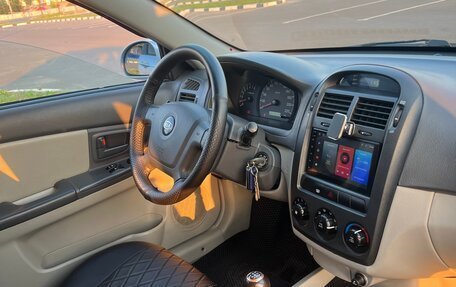 KIA Cerato I, 2005 год, 400 000 рублей, 10 фотография