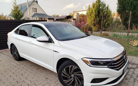 Volkswagen Jetta VII, 2018 год, 1 470 000 рублей, 2 фотография