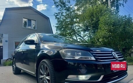 Volkswagen Passat B7, 2011 год, 850 000 рублей, 3 фотография