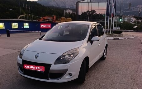 Renault Scenic III, 2011 год, 850 000 рублей, 2 фотография