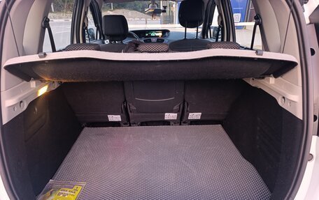 Renault Scenic III, 2011 год, 850 000 рублей, 8 фотография