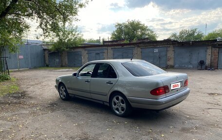 Mercedes-Benz E-Класс, 1997 год, 700 000 рублей, 7 фотография