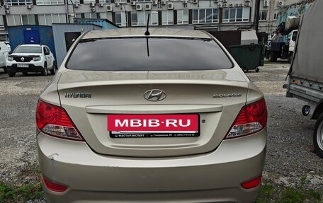 Hyundai Solaris II рестайлинг, 2012 год, 680 000 рублей, 2 фотография
