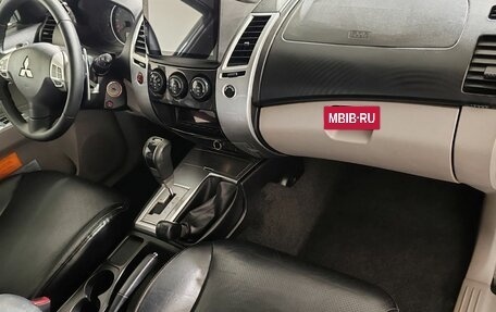 Mitsubishi Pajero Sport II рестайлинг, 2011 год, 1 200 000 рублей, 16 фотография