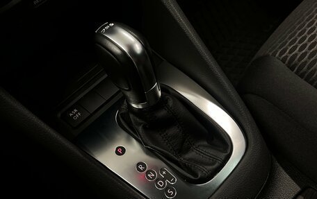 Volkswagen Golf VI, 2012 год, 1 090 000 рублей, 13 фотография