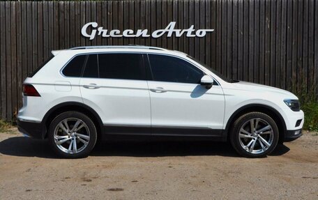 Volkswagen Tiguan II, 2018 год, 2 580 000 рублей, 6 фотография
